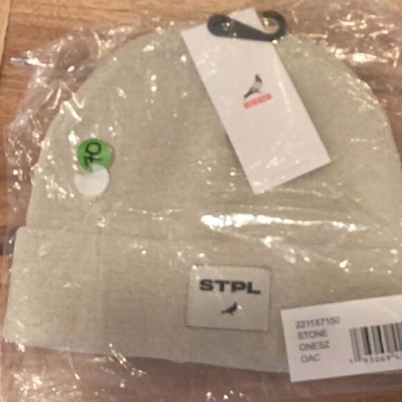 Staple Pigeon LABEL BEANIE 2211X7150 Stone Brand New Withtags - Picture 3 of 3